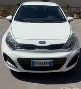 Kia Rio 1.4 CRDi WGT 5p. EX - Kia Rio Ex mit Diesel-Antrieb
