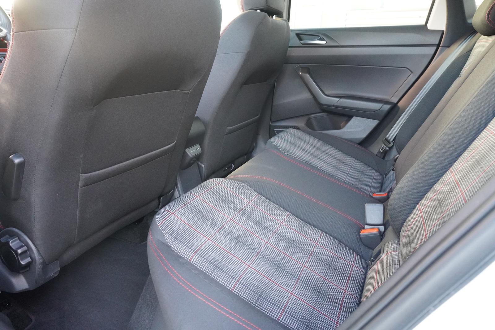 Volkswagen Polo 2.0 TSI GTI DSG Navi Sitzheizung LED ACC, миниатюра 27
