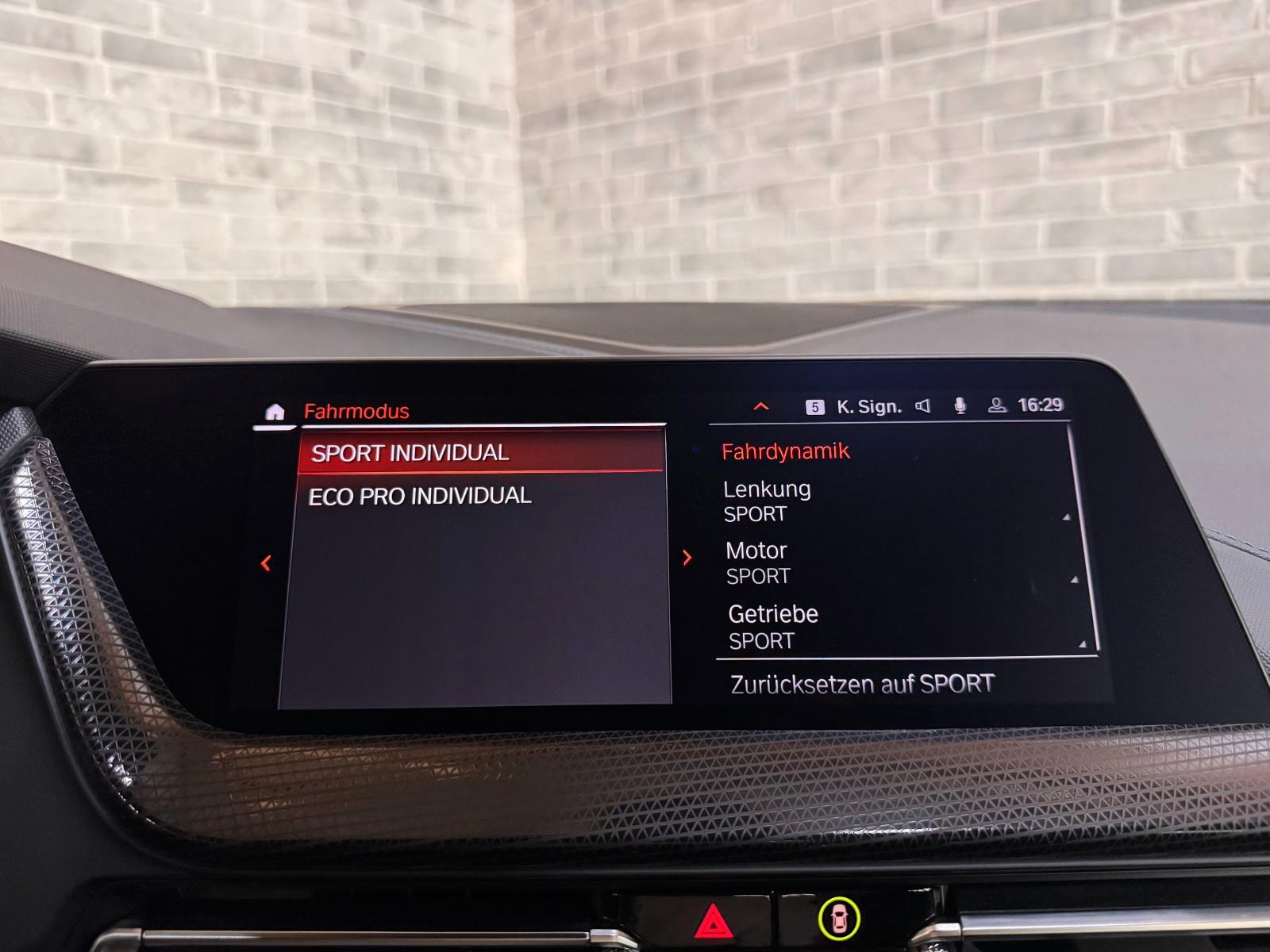 BMW M235i xDrive/PERFORMANCE M/19 Zoll /LED/AMBIENTE