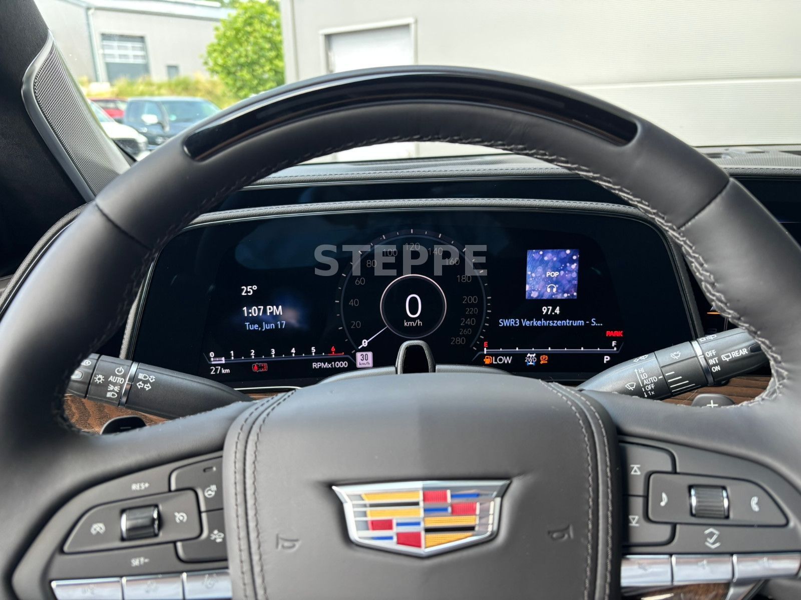 Cadillac Escalade 6.2 V8 Sport Platinum EU-Navi Luftfed.