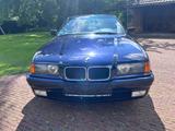 BMW 320i Cabrio 320i - Oldtimer: Cabrio