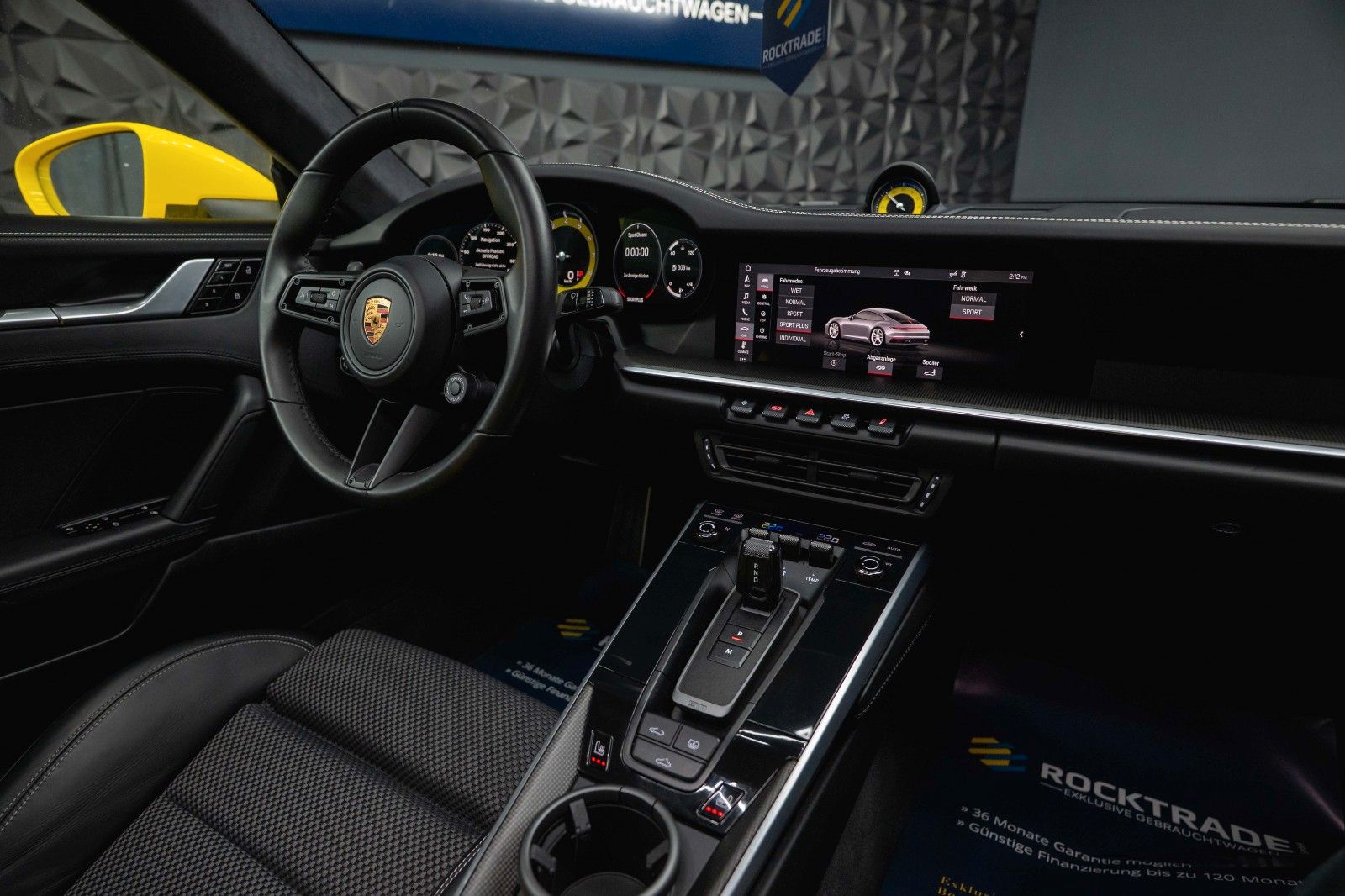 Fahrzeugabbildung Porsche 992 911 Carrera 4 S Sport-Chrono *Pano*LED*BOSE*