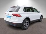Volkswagen Tiguan Sound 2.0 TDI 4M DSG Navi PDC SHZ AHK - Volkswagen Tiguan: TDI Dsg
