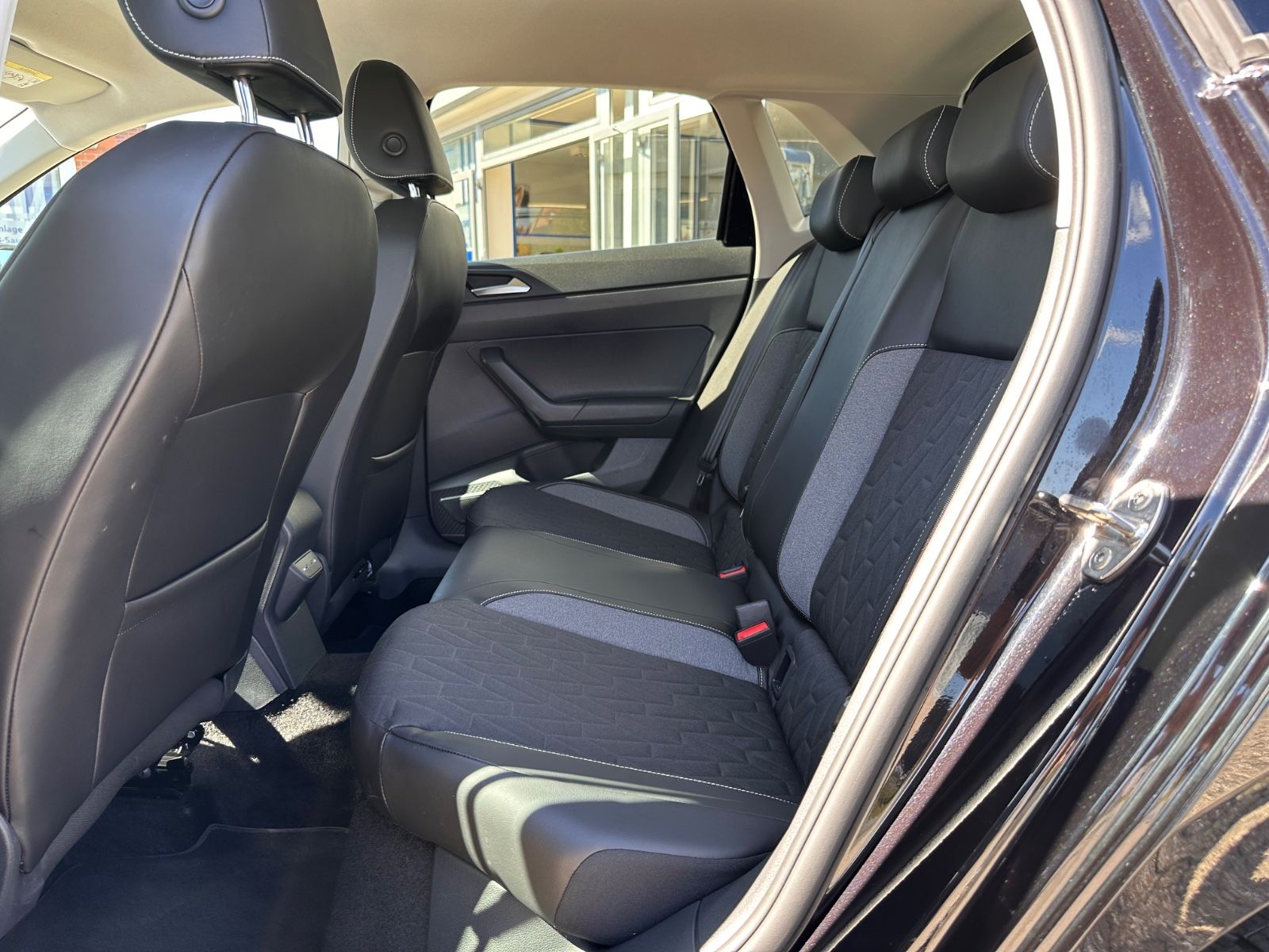 Fahrzeugabbildung Volkswagen Polo 1.0 TSI Goal DSG ACC/APP/GJR/LED/PDC