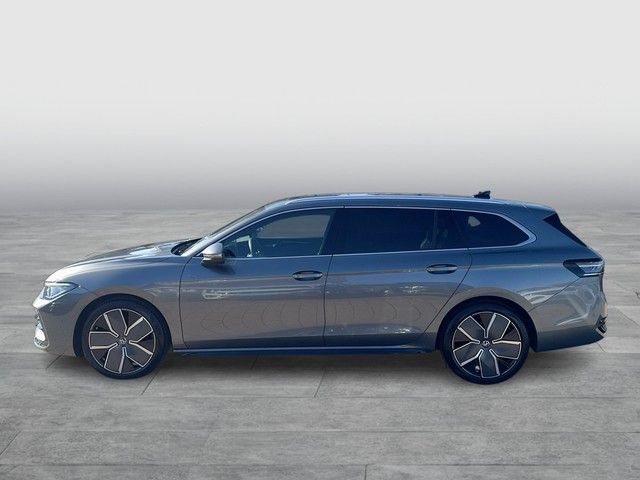 Volkswagen Passat Variant - Bild 2