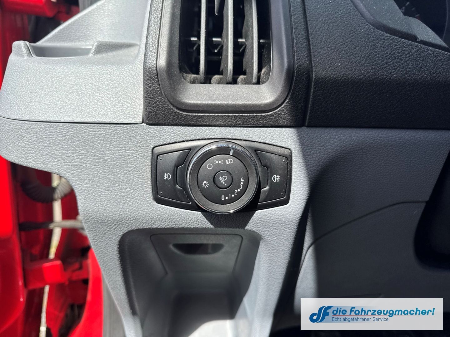 Fahrzeugabbildung Ford Transit Kombi 350 L3 Trend 2.2 TDCi DPF *7148 *K