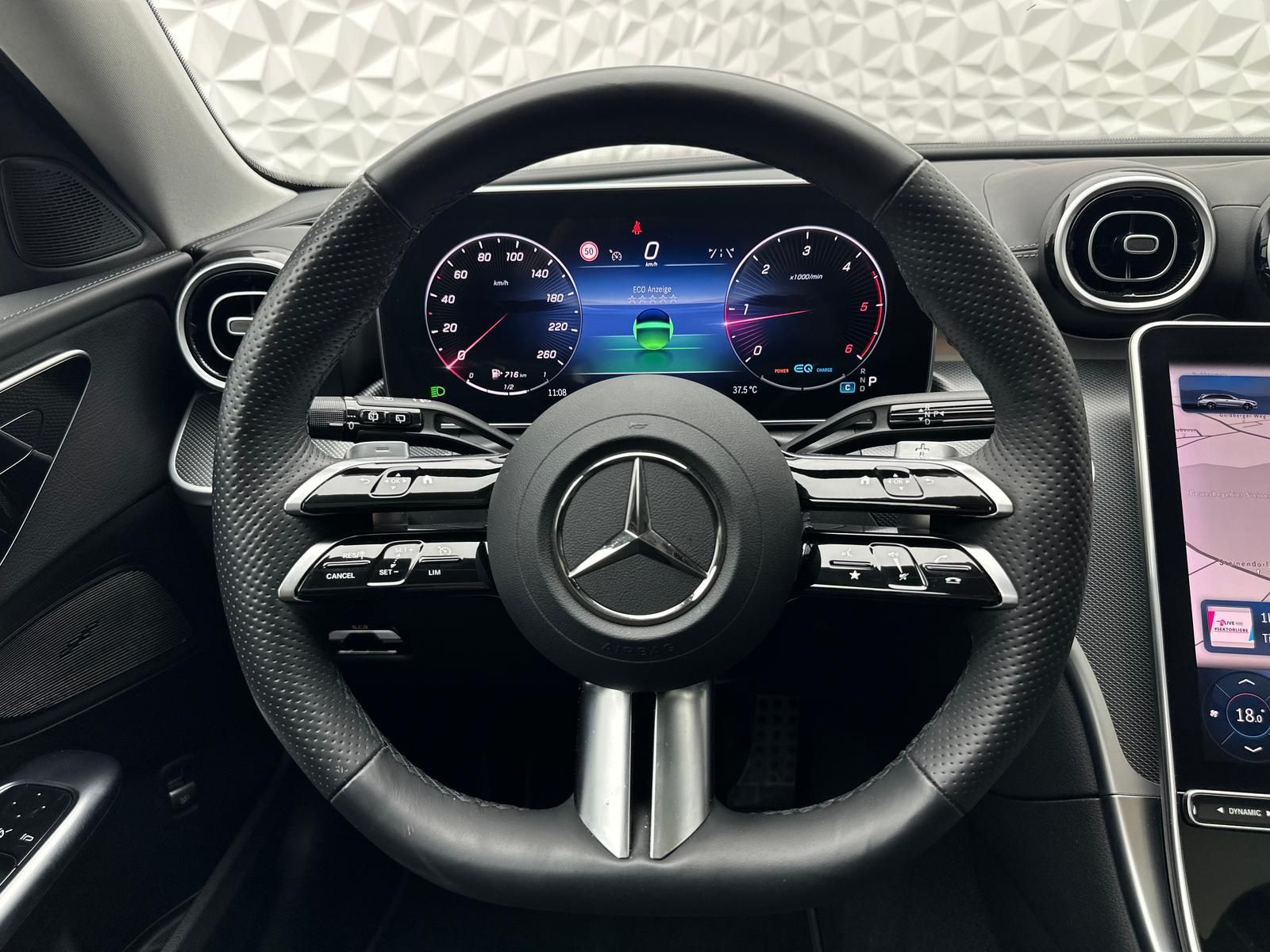 Fahrzeugabbildung Mercedes-Benz C 220d T AMG/MBUX/DIGI/PANORAMA/TOTW/RCAM/DAB