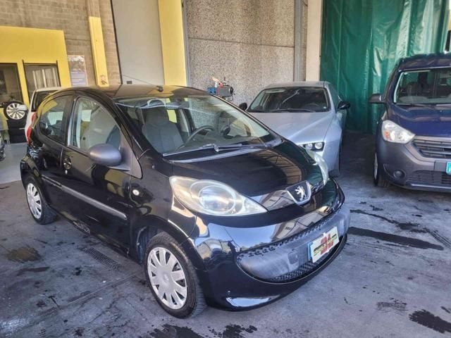 Peugeot PEUGEOT 107 1.0 68CV 5p. Desir