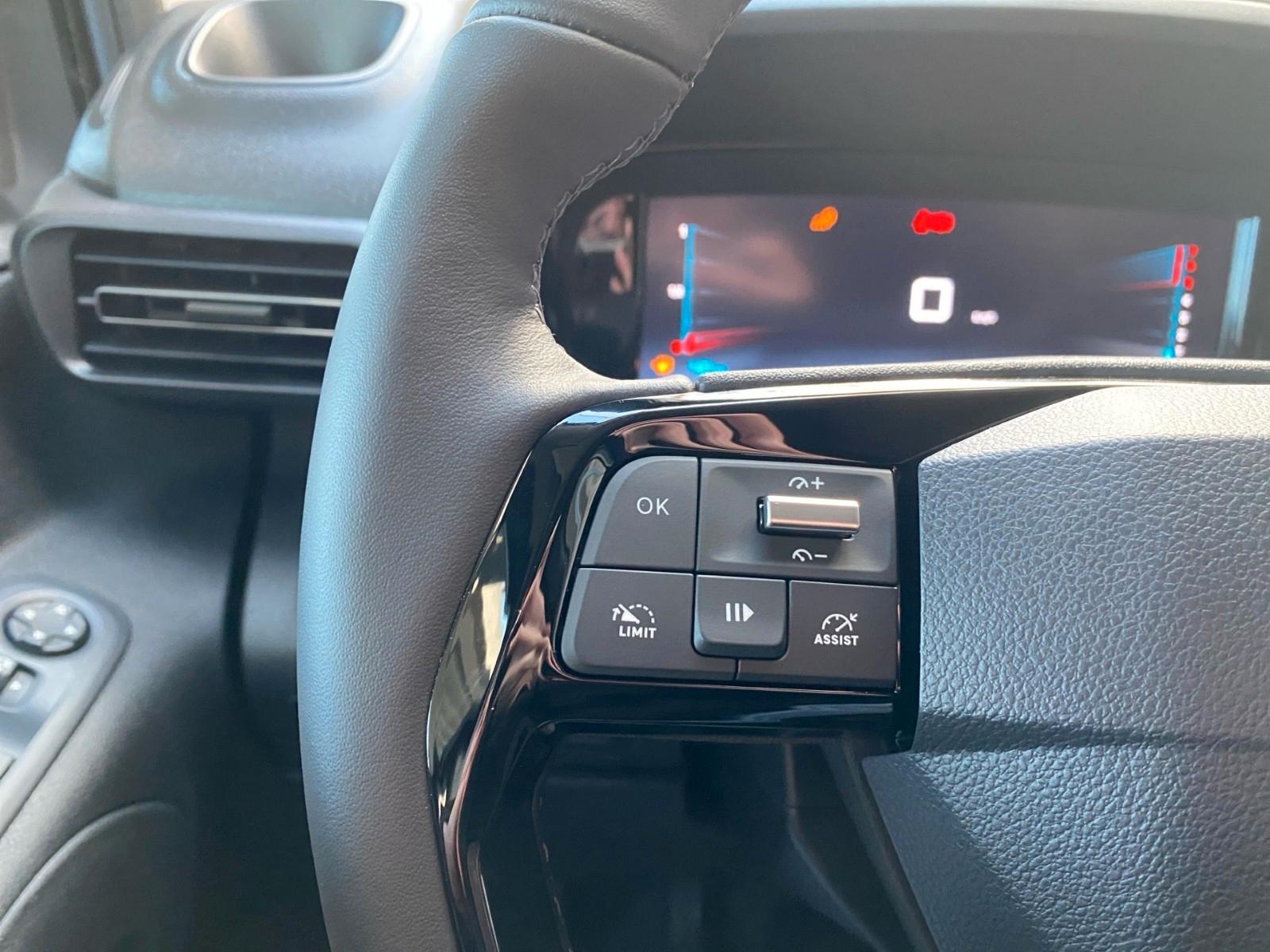 Citroën Berlingo Kasten L1 SItzhung, Navi, Innenspiegel