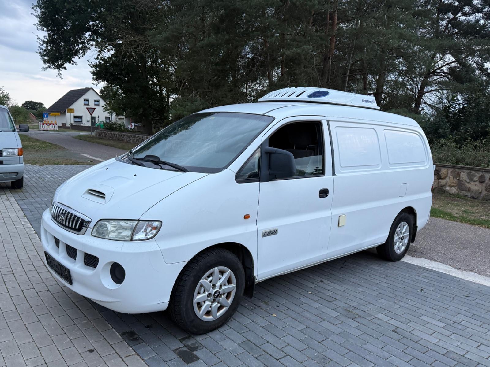 Hyundai H-1