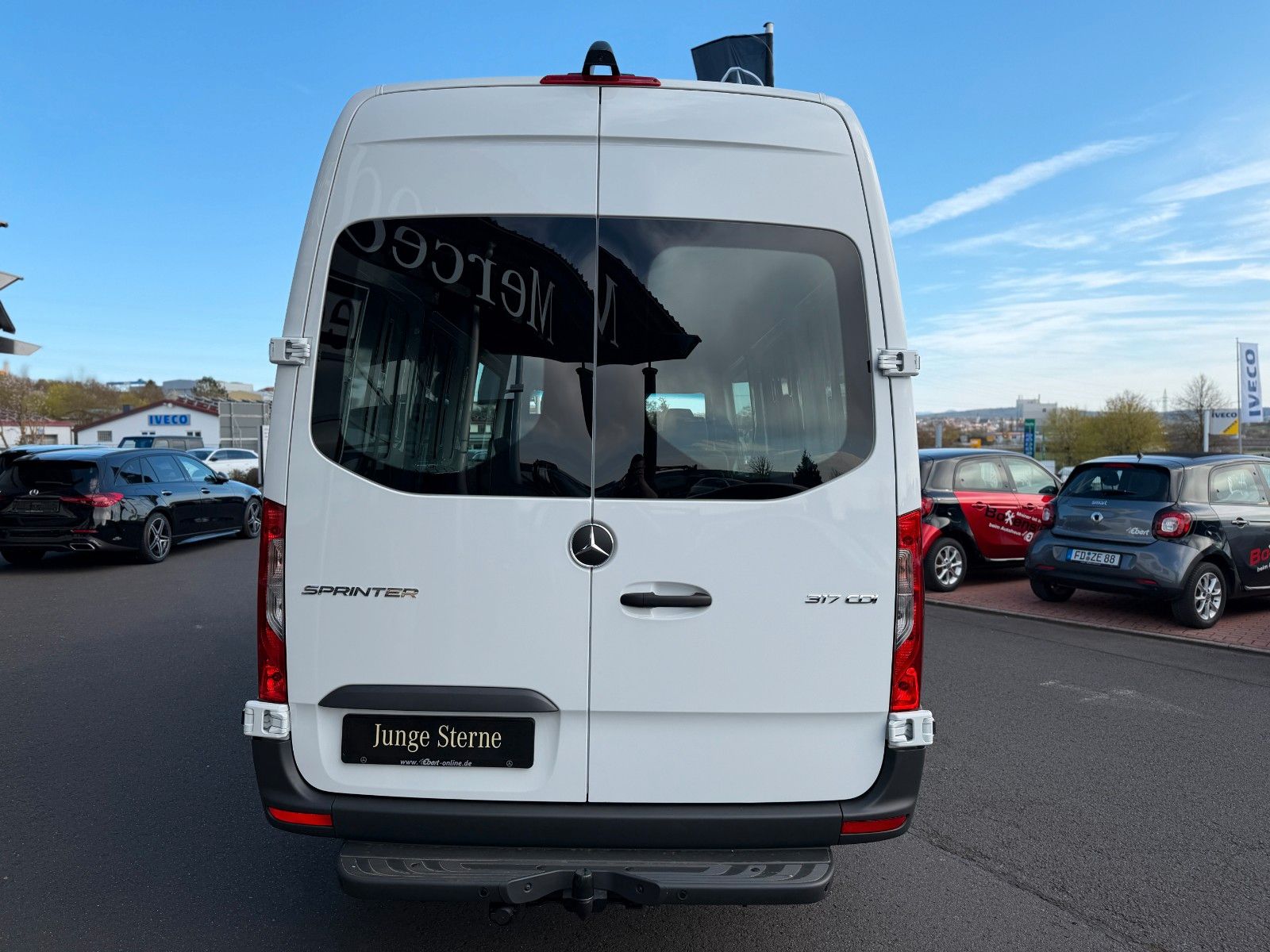 Fahrzeugabbildung Mercedes-Benz Sprinter 317 CDI Mixto/DoKa Standheiz AHK