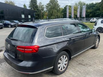 Volkswagen Passat Variant - 4