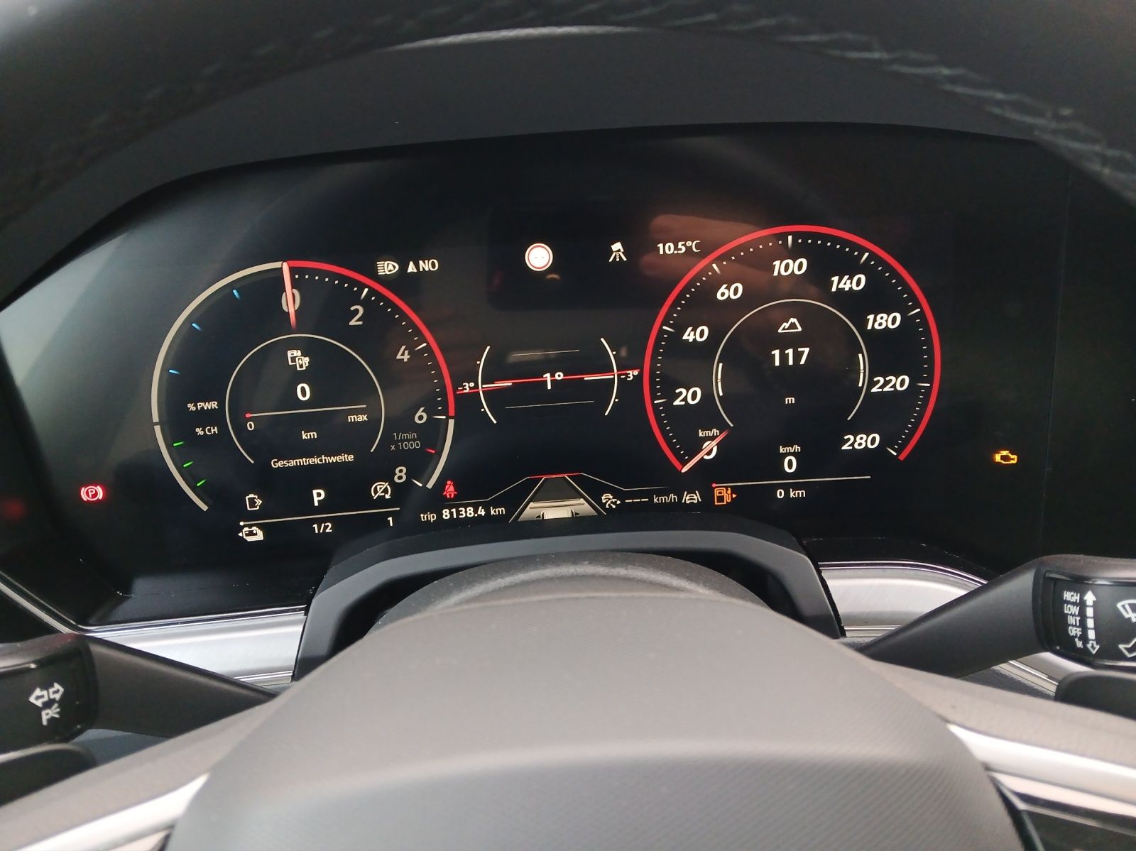 Fahrzeugabbildung Volkswagen Touareg eHybrid Elegance Matrix AHK Pano HUD AID