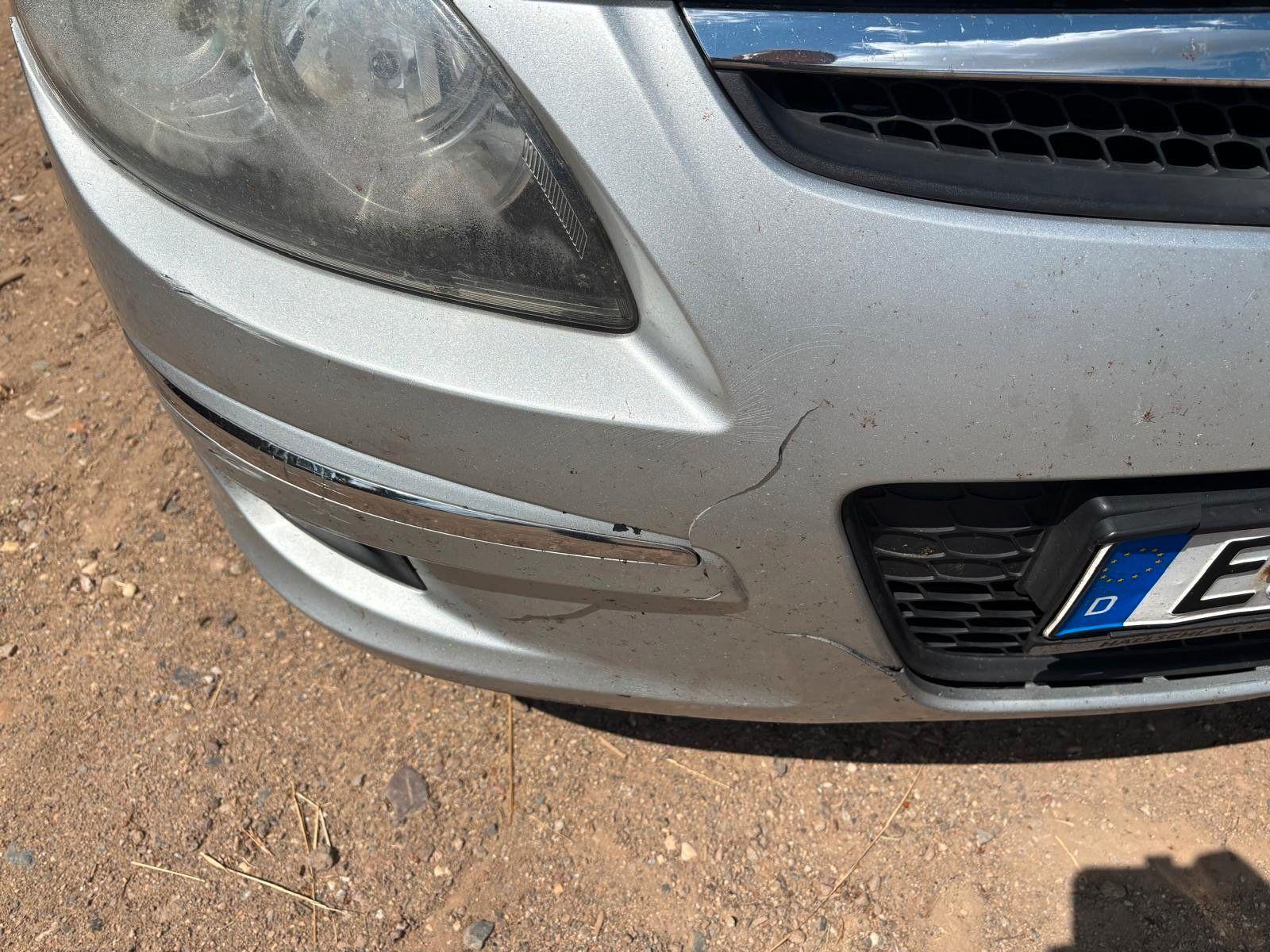 Hyundai i30 2009 — photo 9