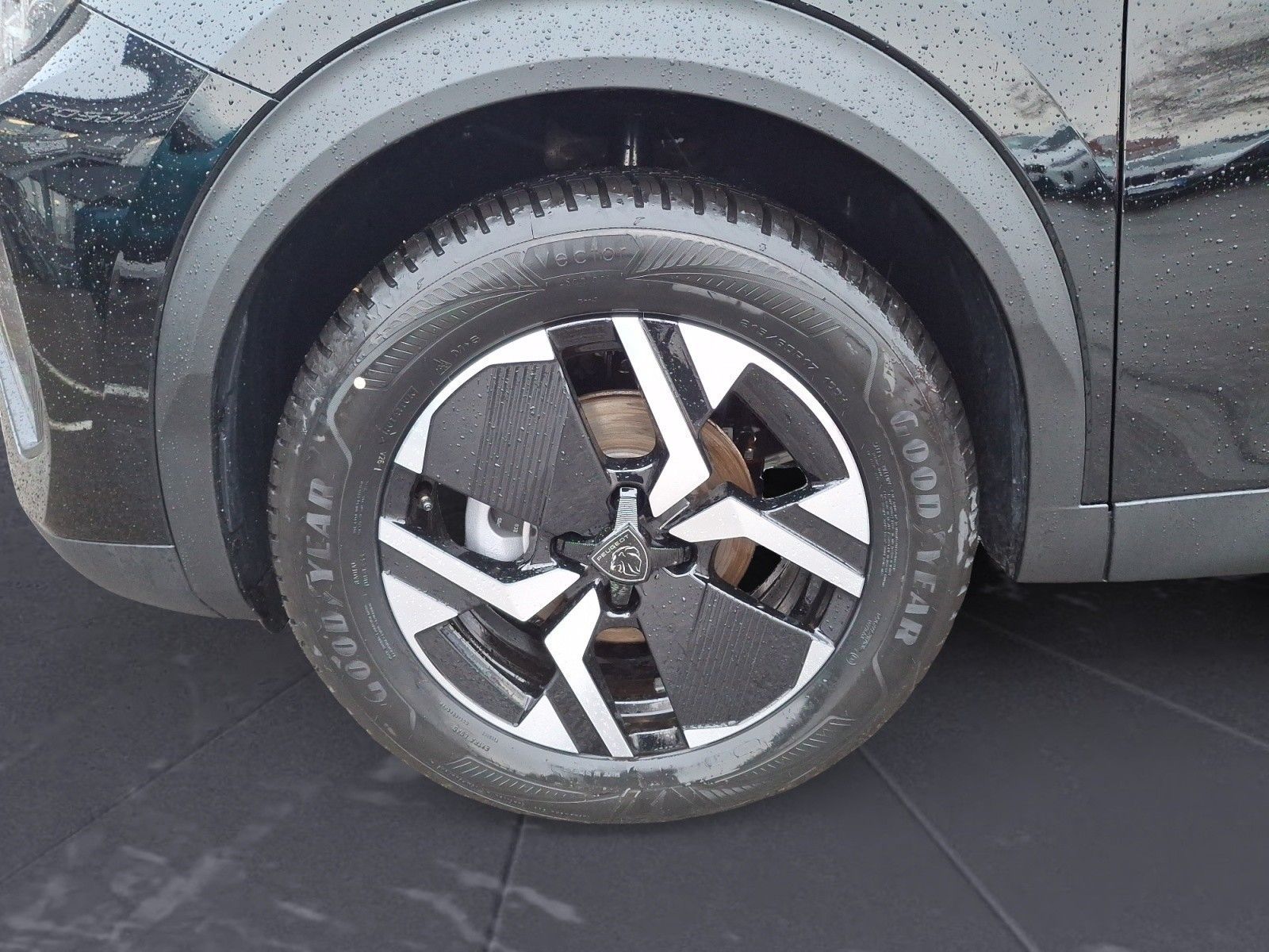 Peugeot 2008 - Bild 9