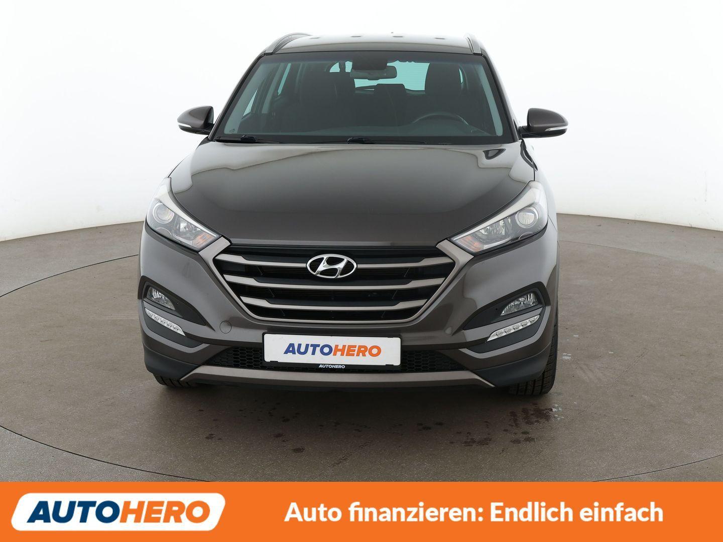 Hyundai Tucson 1.6 Trend blue 2WD *NAVI*CAM*PDC*SHZ*AHK*
