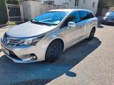 Toyota Avensis T27 Kombi Silber 1,8 L Life - Toyota Avensis: Kombi, T27
