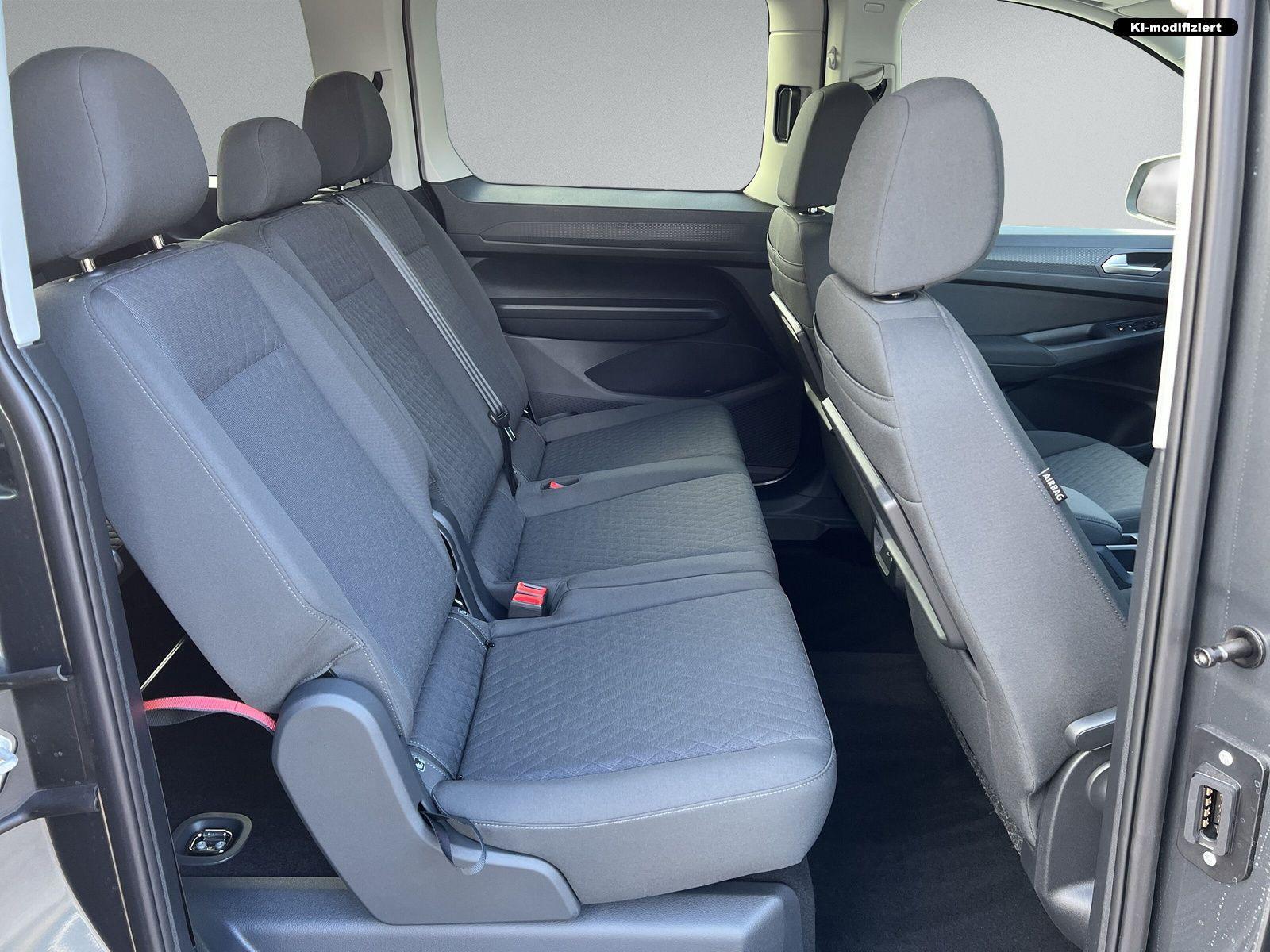 Volkswagen Caddy Maxi 2.0 TDI Life DSG+KAMERA+AHK+7-SITZER