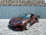 Corvette C8 Stingray Targa Wenig Km - rote Corvette C8