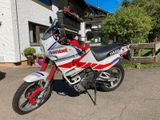 Yamaha XTZ 750 Super Tenere - YAMAHA 750 XTZ