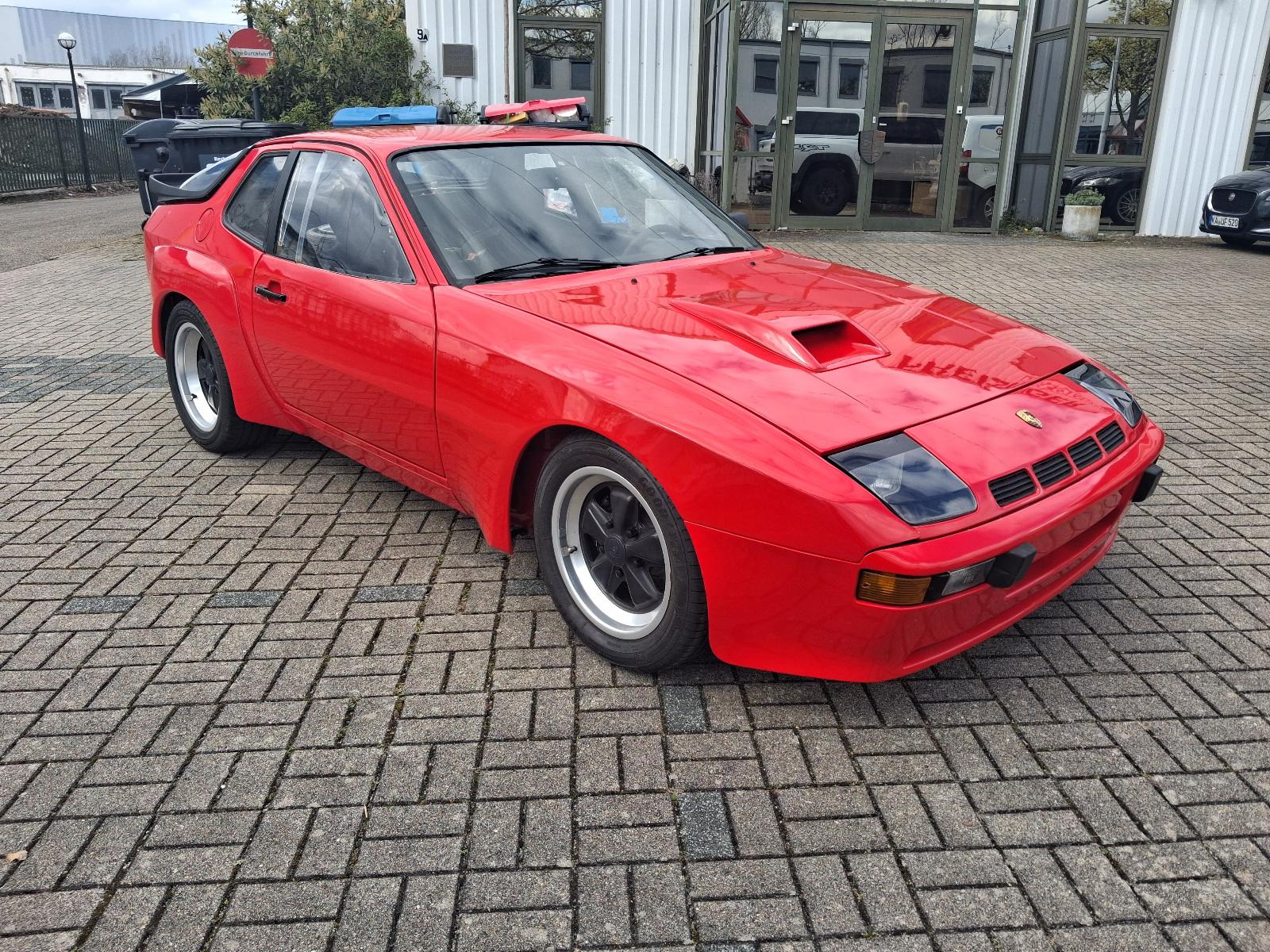 Porsche 924 Carrera GTS