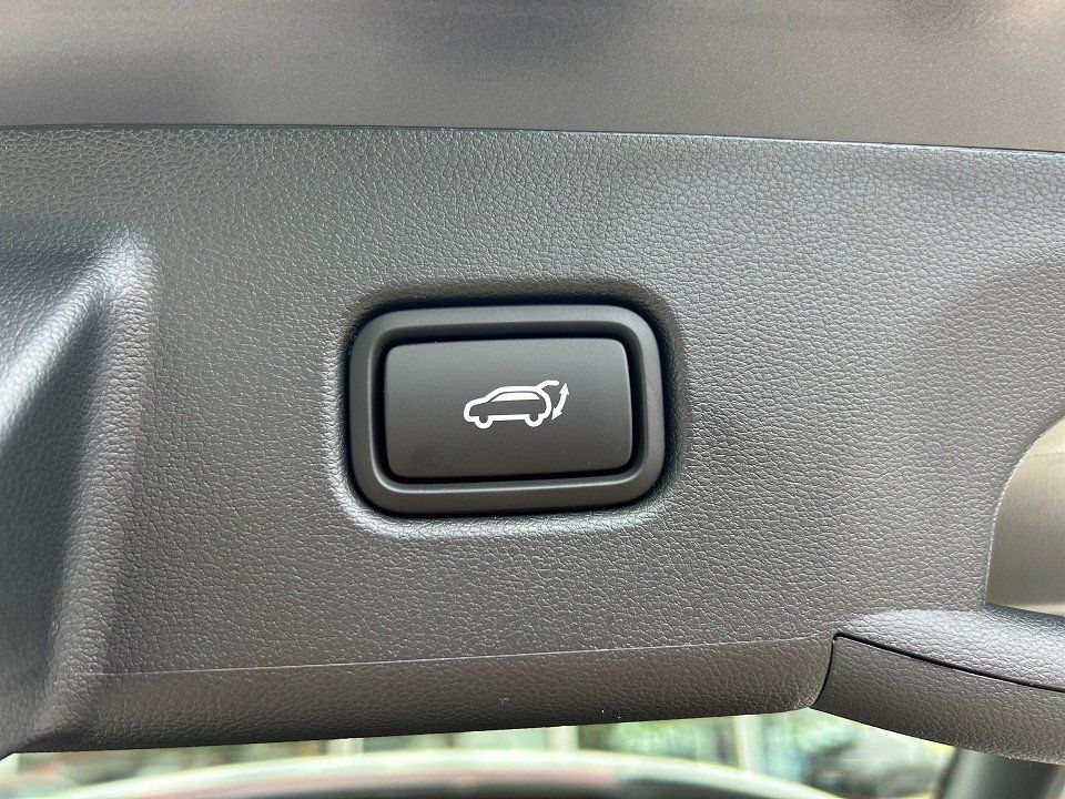 Fahrzeugabbildung Hyundai TUCSON HEV MY25 1.6T 6AT 4WD TREND MATRIX+NAV+QI