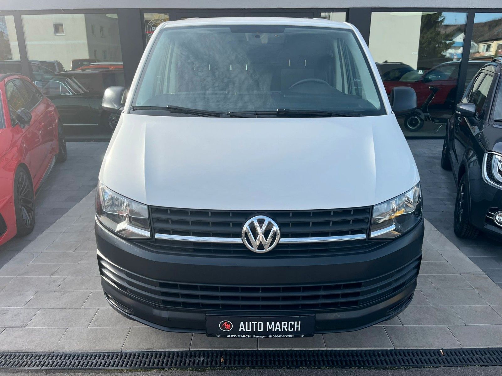 Fahrzeugabbildung Volkswagen T6 Transporter Kasten-Kombi EcoProfi 1.Hand