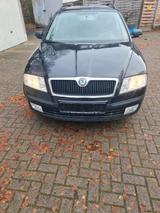 Skoda okatavia 1,9 automatisch  2005 Tüv neu - Skoda Octavia aus 2005 mit Diesel-Antrieb