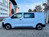 Opel Vivaro 1.5 Doppelkabine in neuwertigem Zustand - Opel Vivaro Gebrauchtwagen in Frankfurt