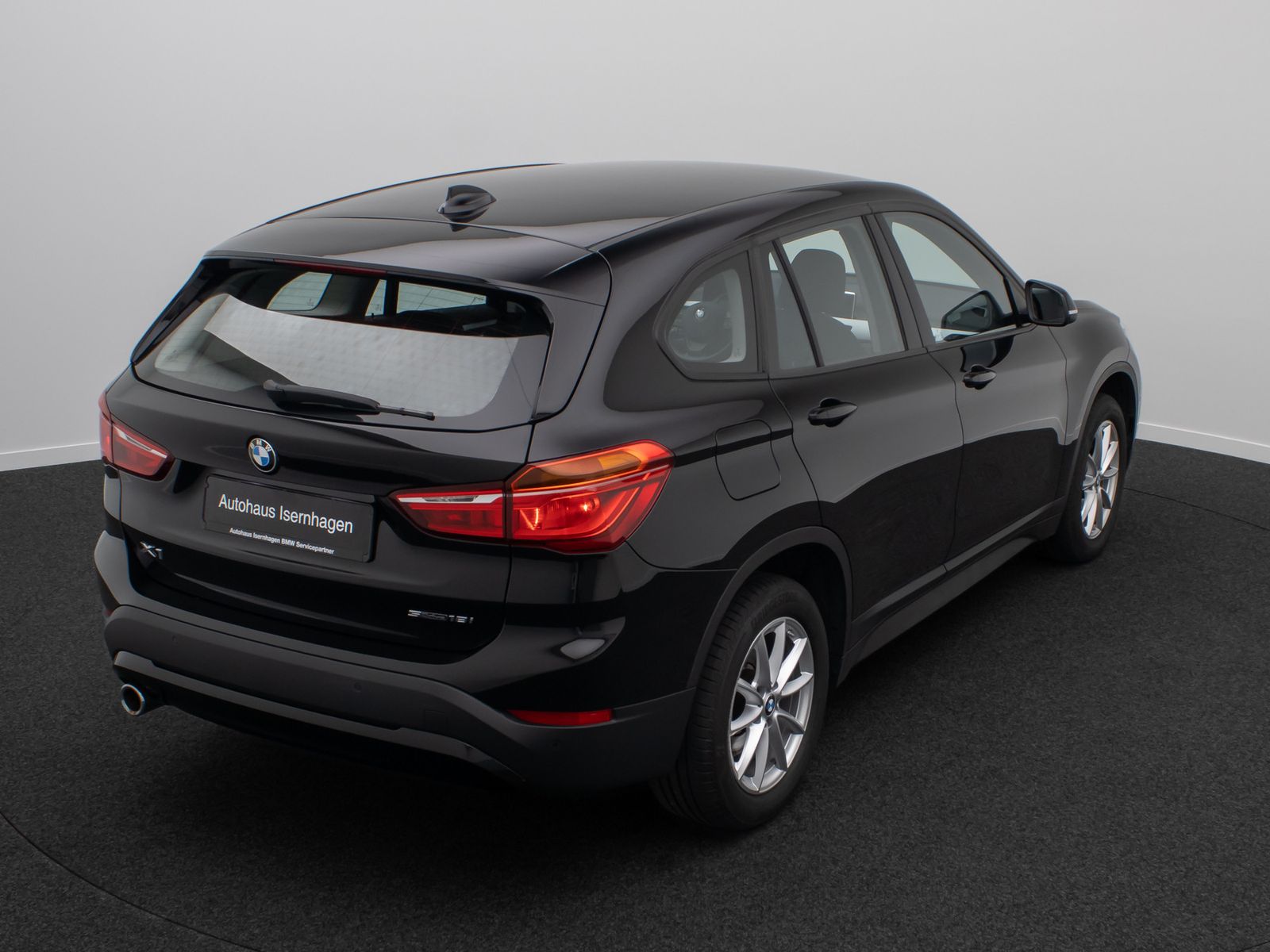 Fahrzeugabbildung BMW X1 sD18i GeschwindigReg DAB ParkAss Navi Lordos