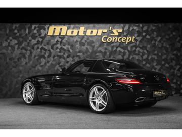 2010 Mercedes-BENZ SLS AMG — фото 7