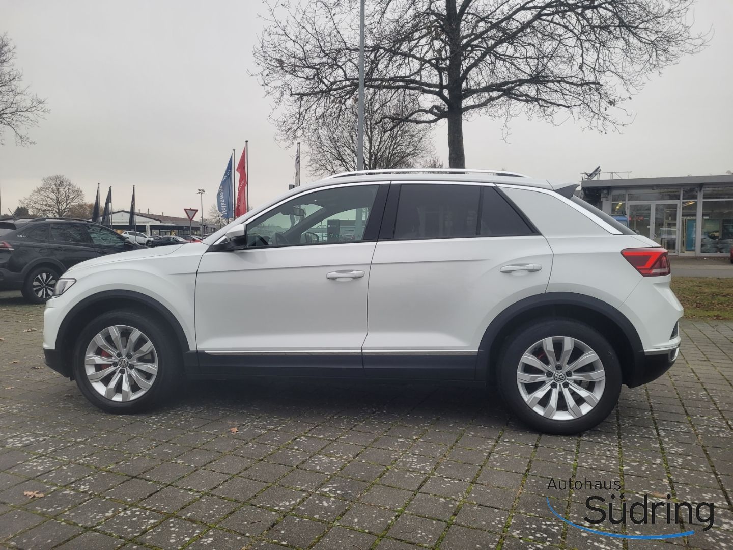 T-Roc 1.5 TSI Sport DSG AHK Navi ACC El. Heckkl.