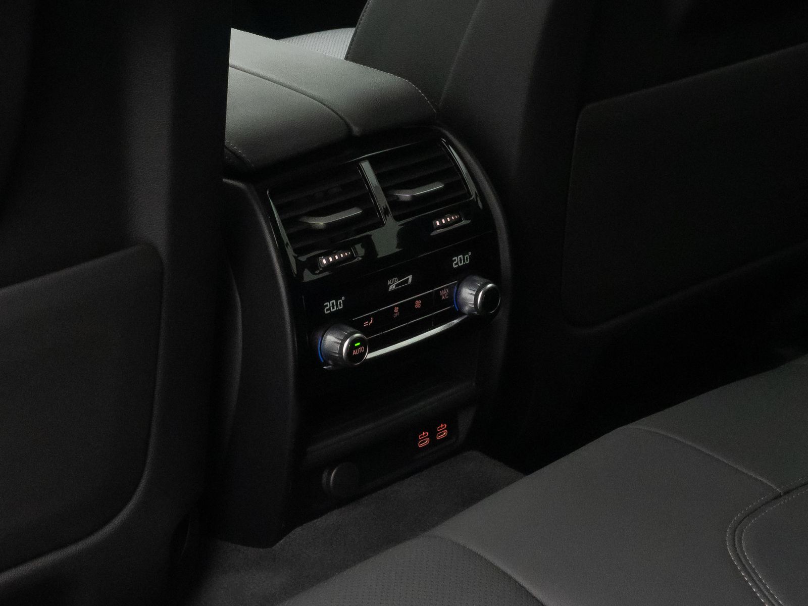 Fahrzeugabbildung BMW 530e Alarm AHK Laser DAB HUD Kamera Sport 18Zoll