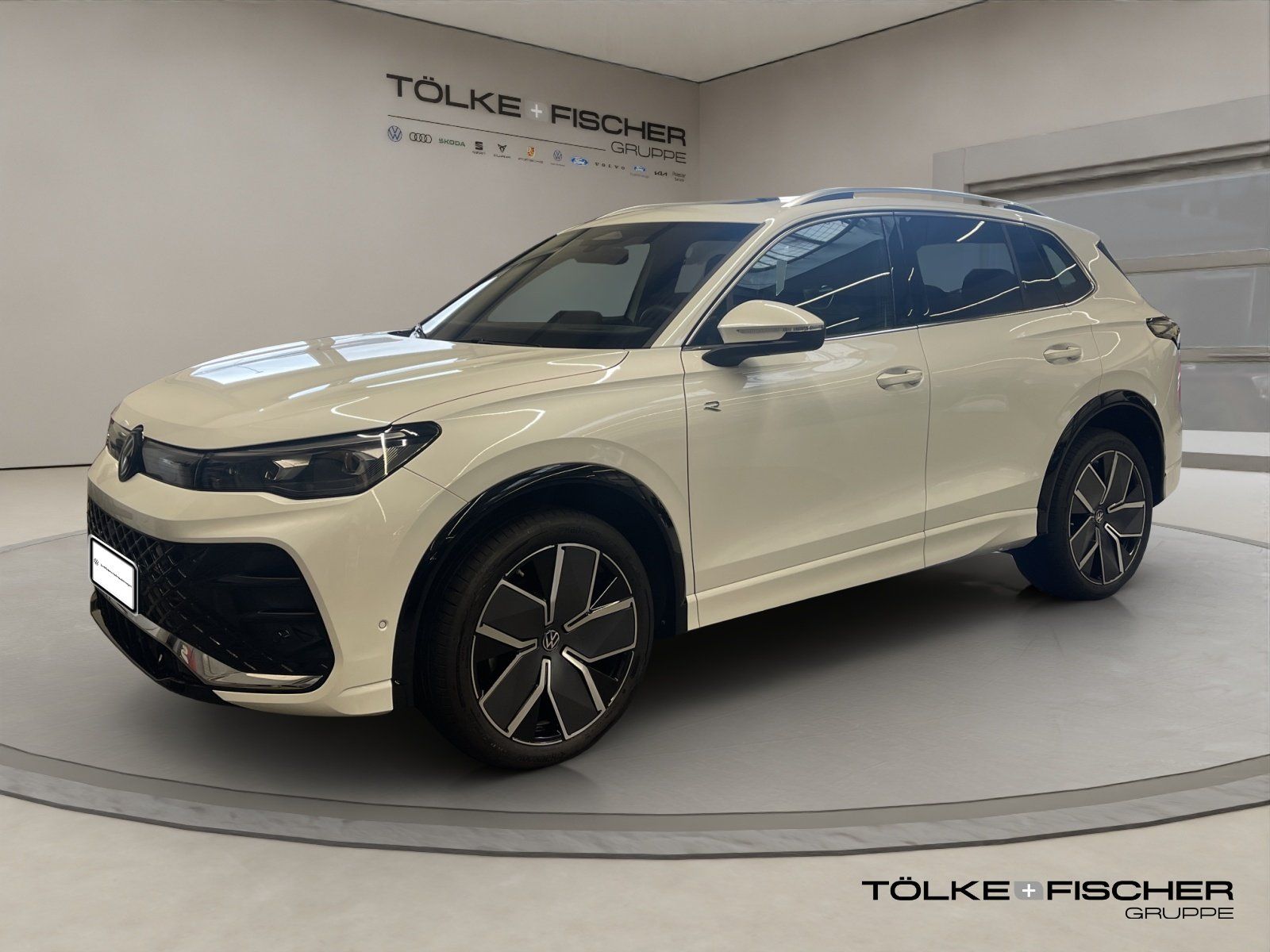 Volkswagen Tiguan 2.0 TSI 4Motion W R-Line DCC Pano R-Line foto 2