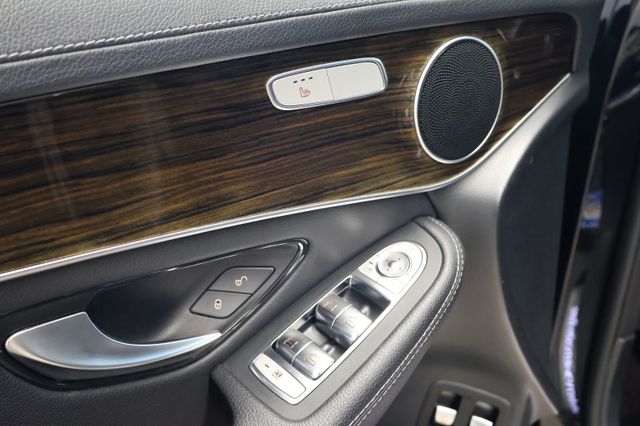 Mercedes-Benz GLC 300 4Matic Pano AHK Multibeam AMG Line