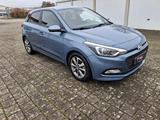 Hyundai i20 YES! Plus - Hyundai i20 in Freiburg