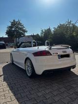 Audi TTS Roadster 2.0 TFSI S tronic quattro - - Audi: Weiß, Cabrio