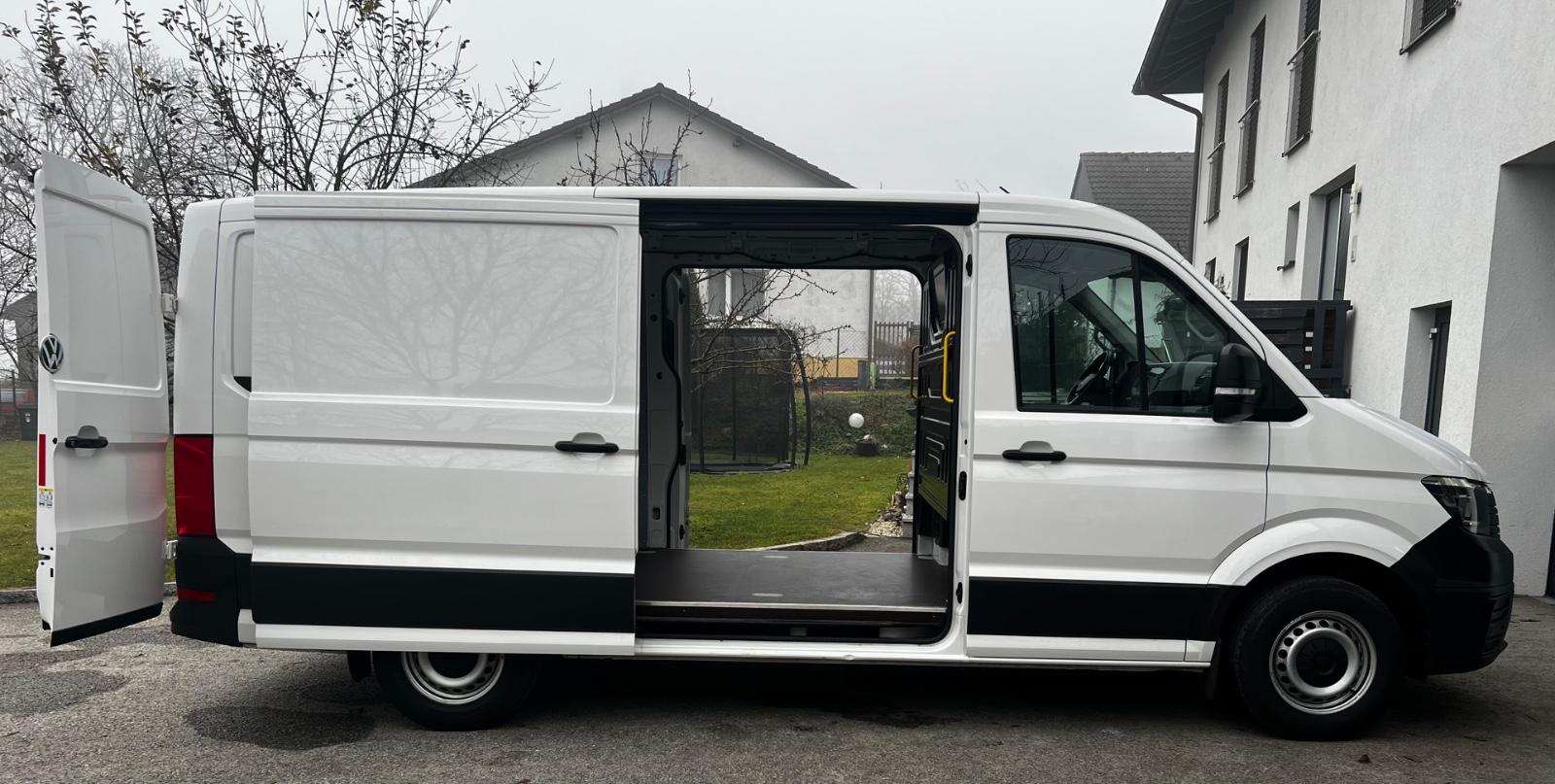 Volkswagen Crafter Kasten L3H2 FWD 2x Schiebetür NAVI Kam