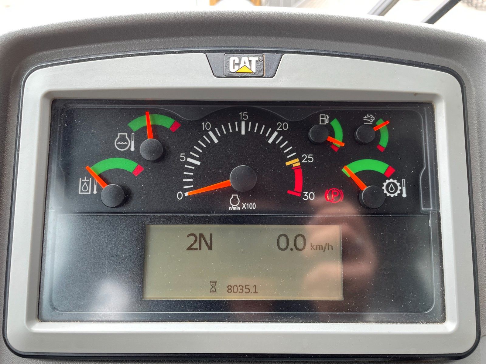 Fahrzeugabbildung CAT 962M / 8.035h / Schaufel