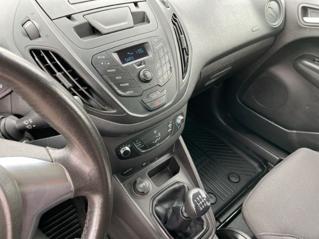 Fahrzeugabbildung Ford Transit Courier 1.0 EcoBoost Trend AHK,  Klimaan