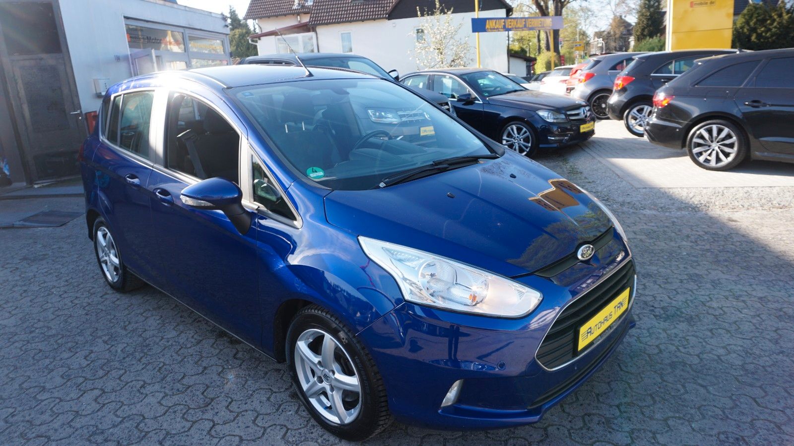 Fahrzeugabbildung Ford B-Max SYNC Edition