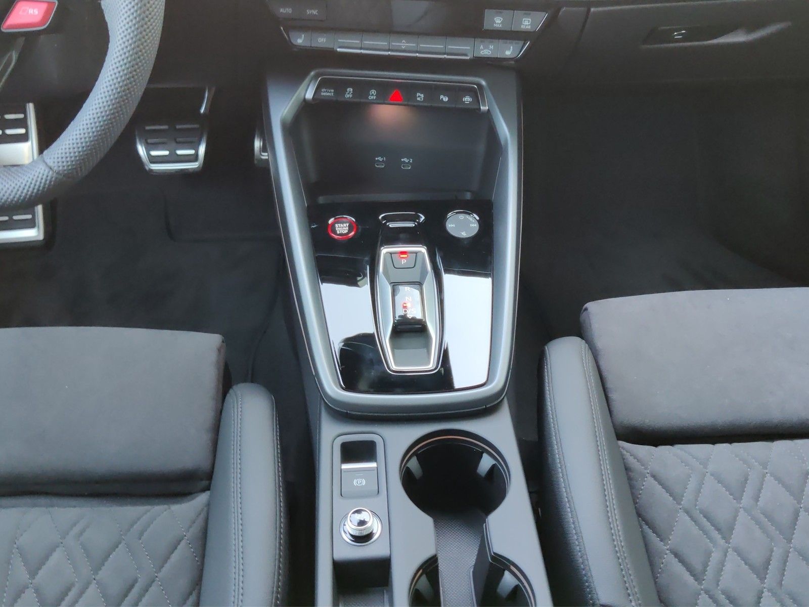 Audi RS 3 Sportback 2.5 TFSI  TFSI quattro S tronic foto 14