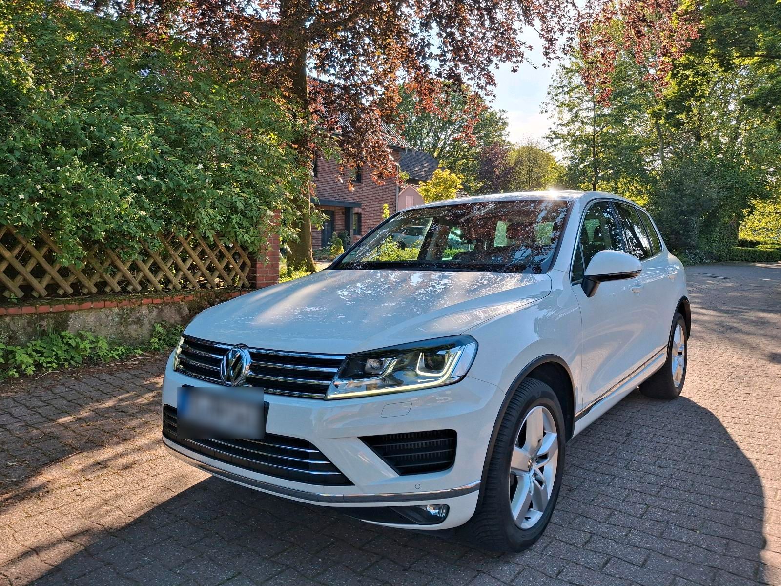 VW VW Touareg 3.0 Bi-Xenon Pano R.Cam Temp
