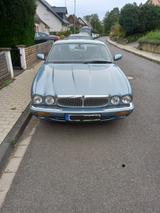Jaguar XJ8 - Jaguar XJ8 aus 2002