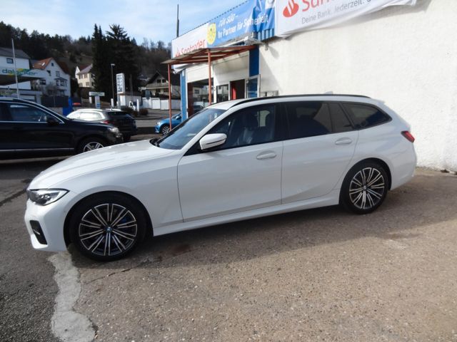 Fahrzeugabbildung BMW 330d xDrive M Sport/1.Hd/LED/Virtual/AHK/