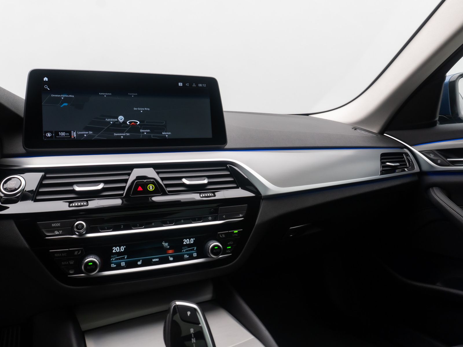 Fahrzeugabbildung BMW 520d xD DAB HUD Kamera Alarm Panoram Leder Sport