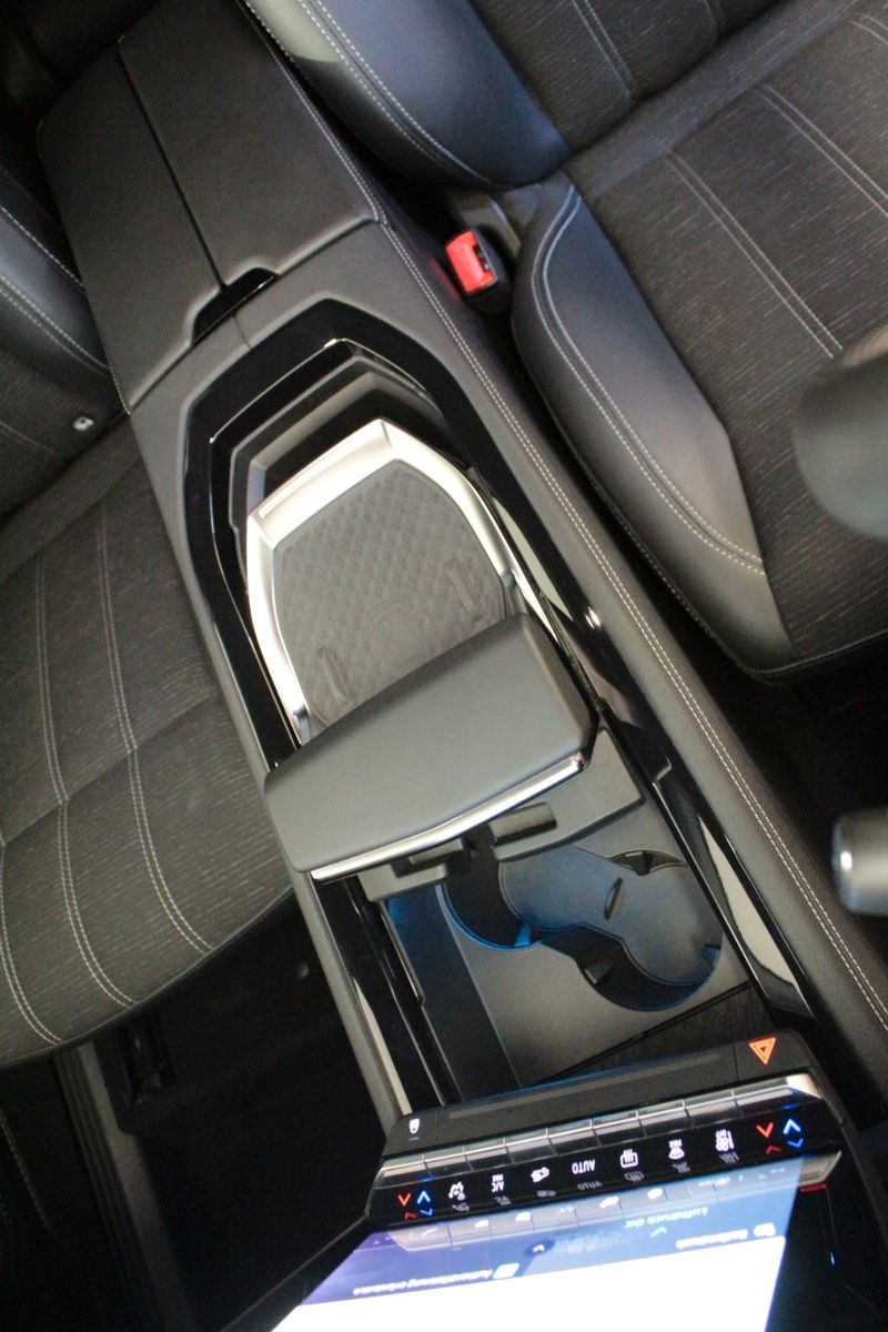 Fahrzeugabbildung Renault Austral Mild Hybrid 160 Techno Automatik*15123*