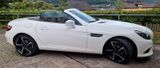 Mercedes-Benz SLC 180 mit Vollausstattung aus bester Pflege