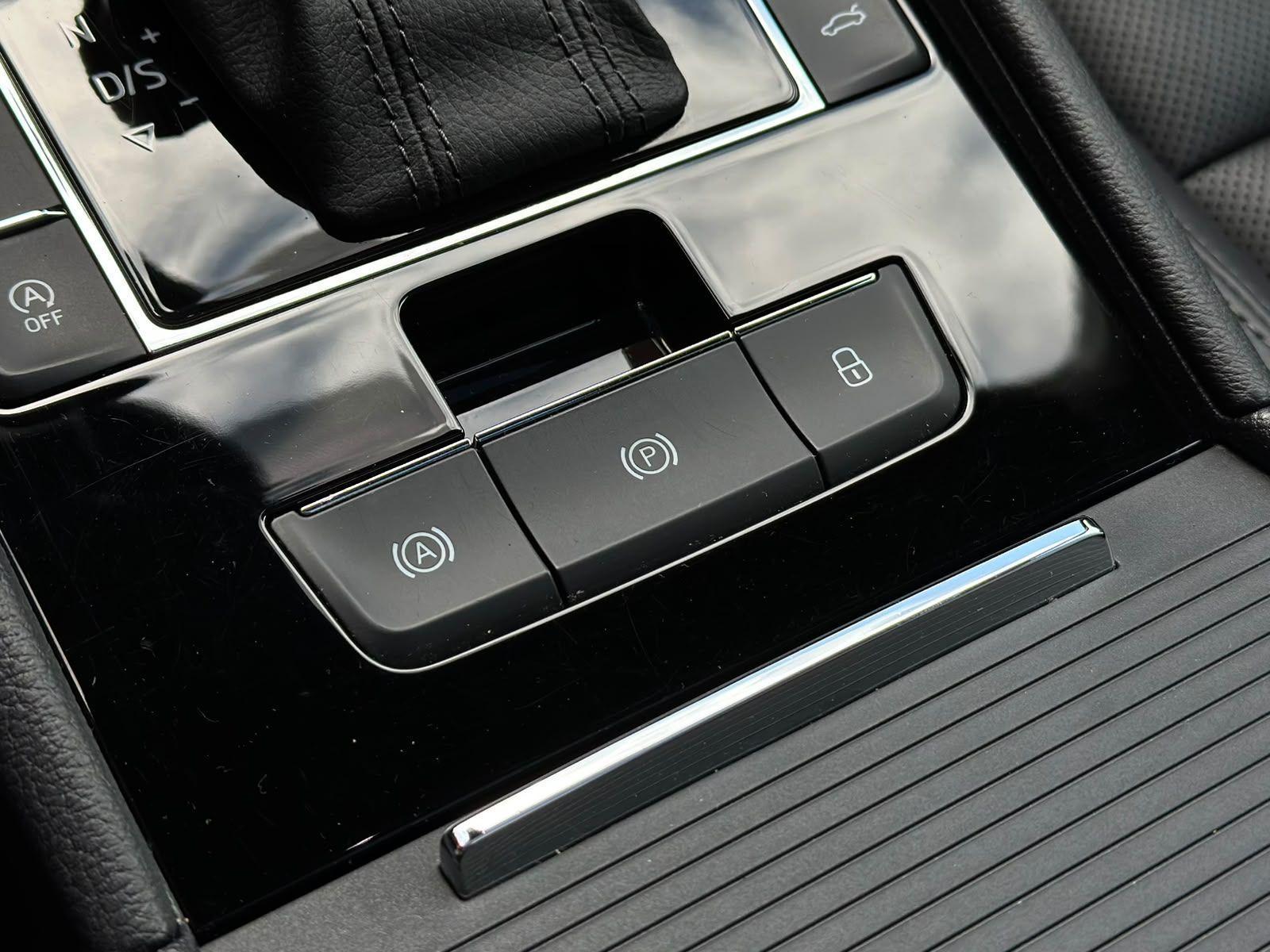 Skoda Superb 2.0TDI L&K 4x4 CANTON#SITZLUFT#MEMO#MASSA