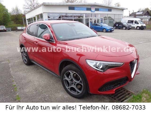 Alfa Romeo Stelvio Super Q4 Allrad, Navi, AHK,Xenon